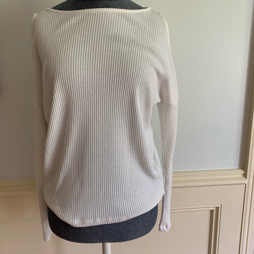 Splendid sweater